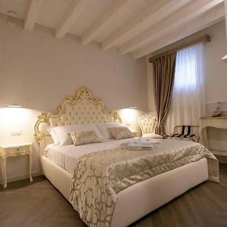 Ca' Vittoria Boutique House Apartsuite *