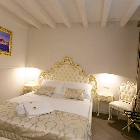 Guest house Ca' Vittoria Boutique House Apartsuite