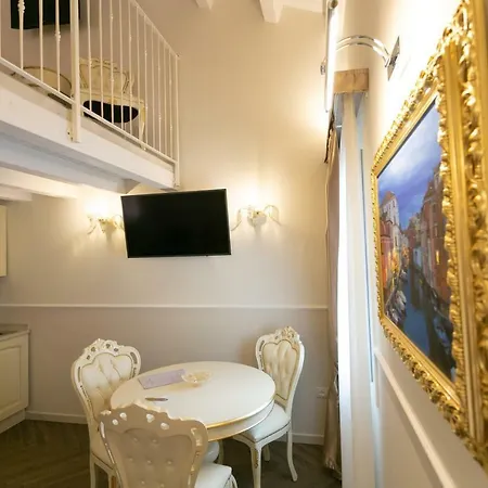 Ca' Vittoria Boutique House Apartsuite *