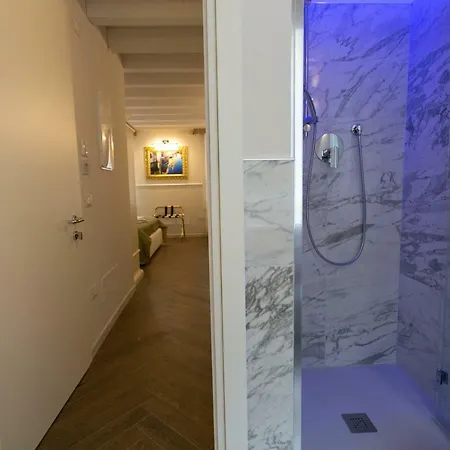 Guest house Ca' Vittoria Boutique House Apartsuite
