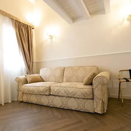 Guest house Ca' Vittoria Boutique House Apartsuite Chioggia