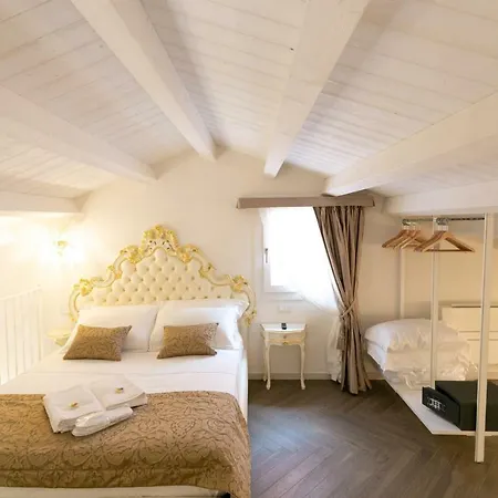 Guest house Ca' Vittoria Boutique House Apartsuite *