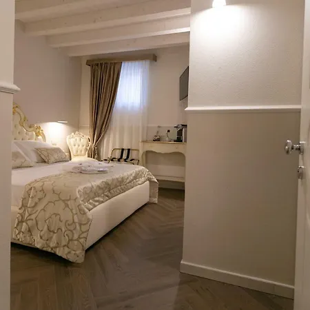 Guest house Ca' Vittoria Boutique House Apartsuite
