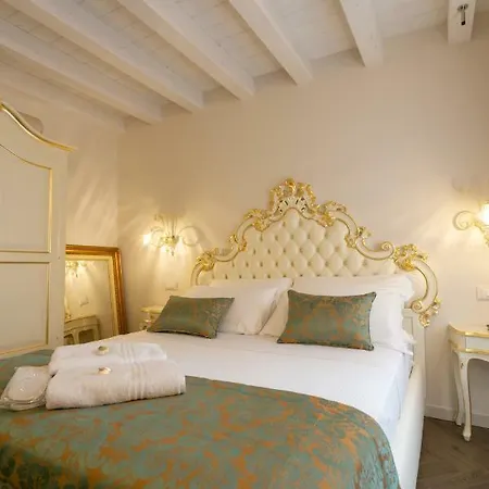 Guest house Ca' Vittoria Boutique House Apartsuite *